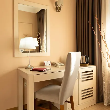 Classes Hotel Airport Istanbul