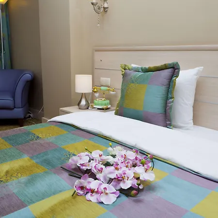 Classes Hotel Airport Hotel 3*