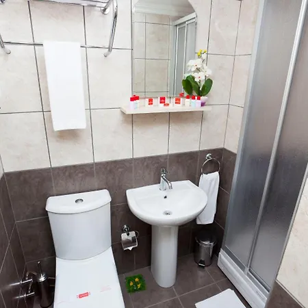 Classes Hotel Airport 3*