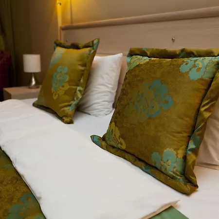Classes Hotel Airport Hotel 3*
