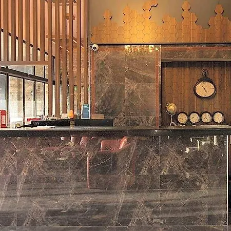 Classes Airport Hotel
