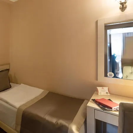 Hotel Classes Airport